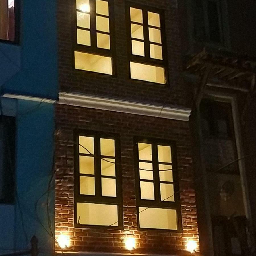 Lalitpur Sayami Home מראה חיצוני תמונה