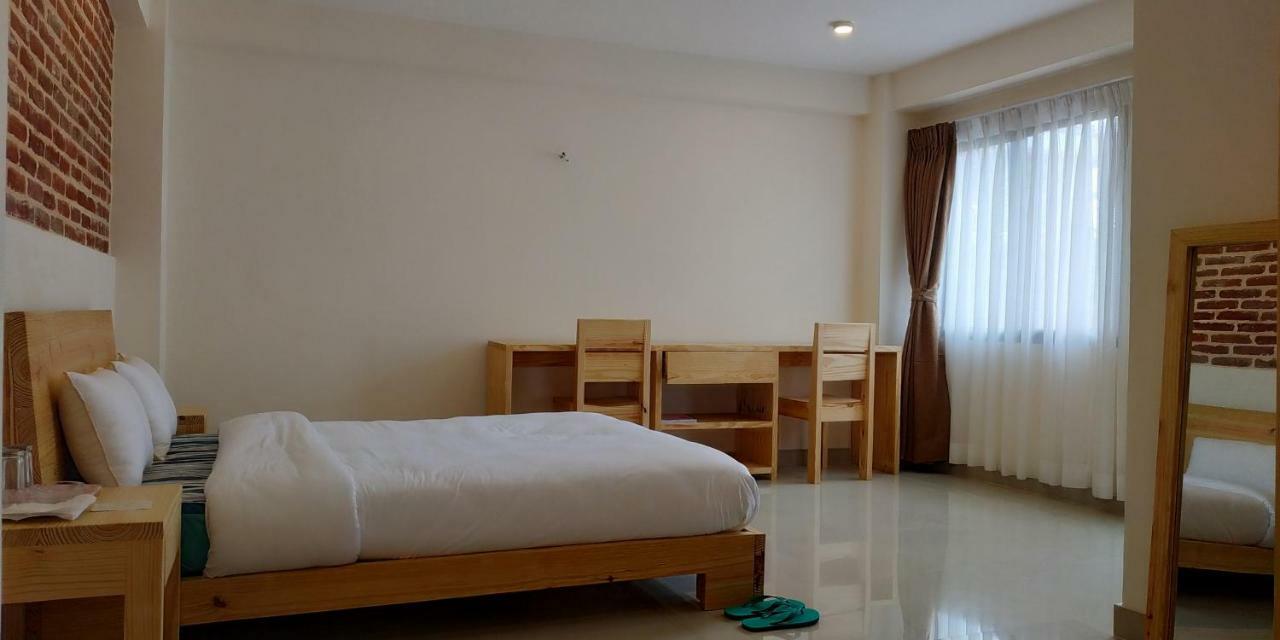 Lalitpur Sayami Home מראה חיצוני תמונה